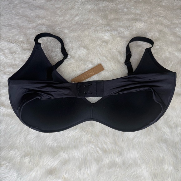 NWT Skims Wireless Form Push Up Plunge Bra Onyx Black Women Size 36DDD - Picture 5 of 12